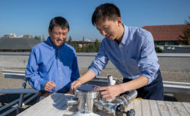 Stanford Professor Shanhui Fan (left) and postdoctoral scholar Zhen Chen 